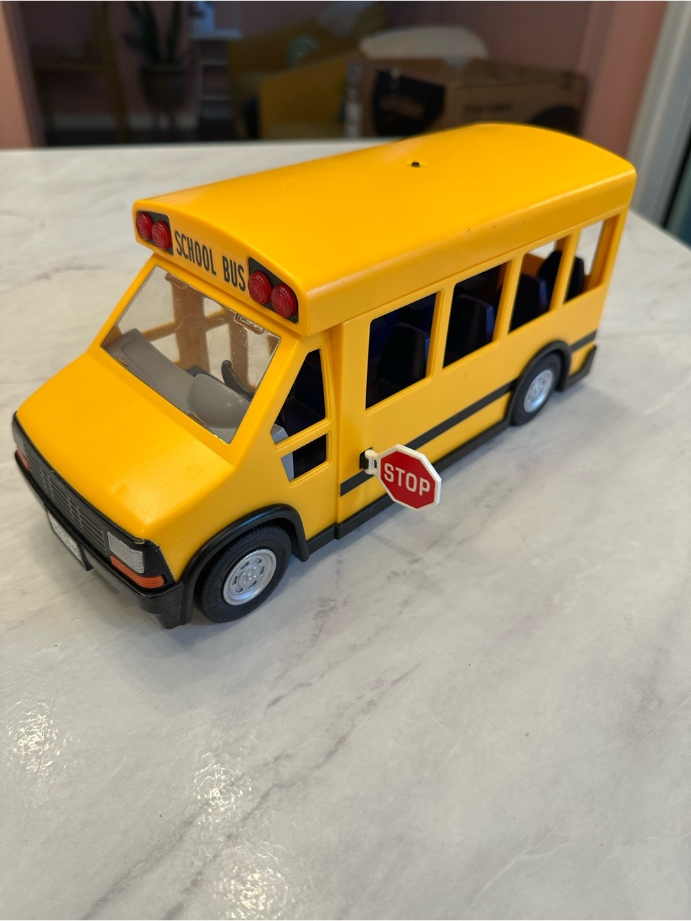 2011 PLAYMOBIL Yellow School Bus with Flashing Lights Vehicle works stop sign